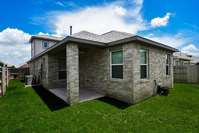 Building Photo - 1417 Sundown Gln Ln