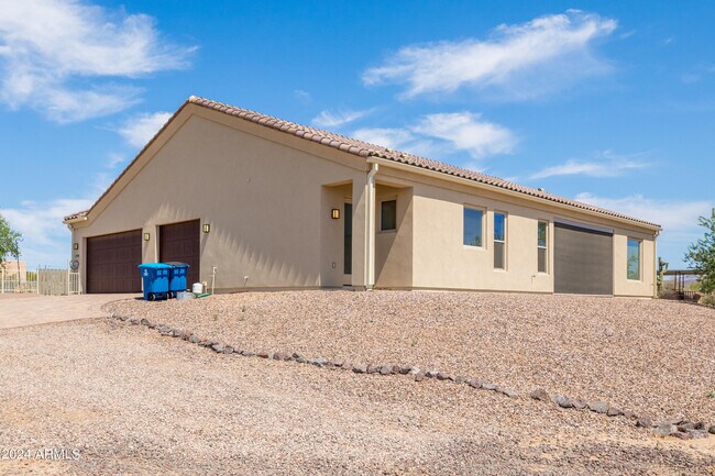 Building Photo - 17102 E Las Piedras Wy