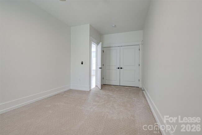 Building Photo - 1516 Princess Pl