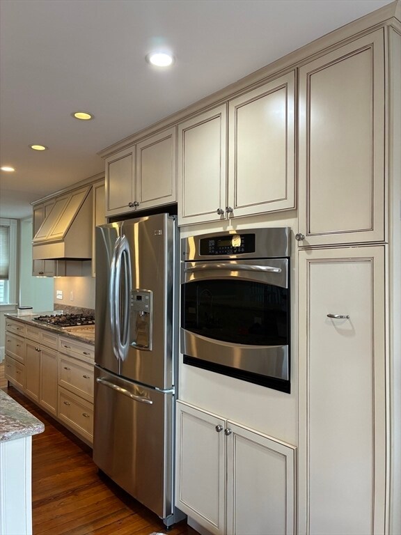 Building Photo - 21 Linden Ave