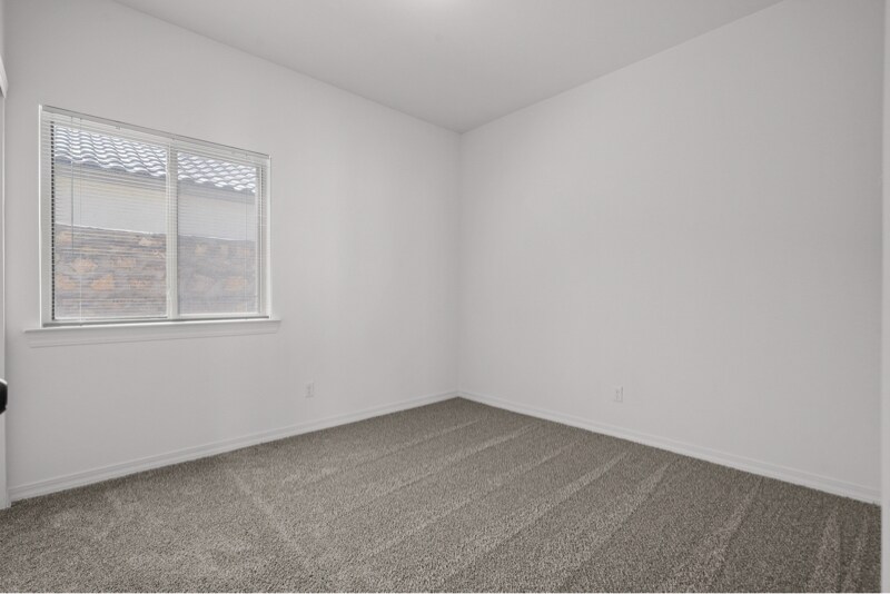 Building Photo - 12832 Linstead Ave