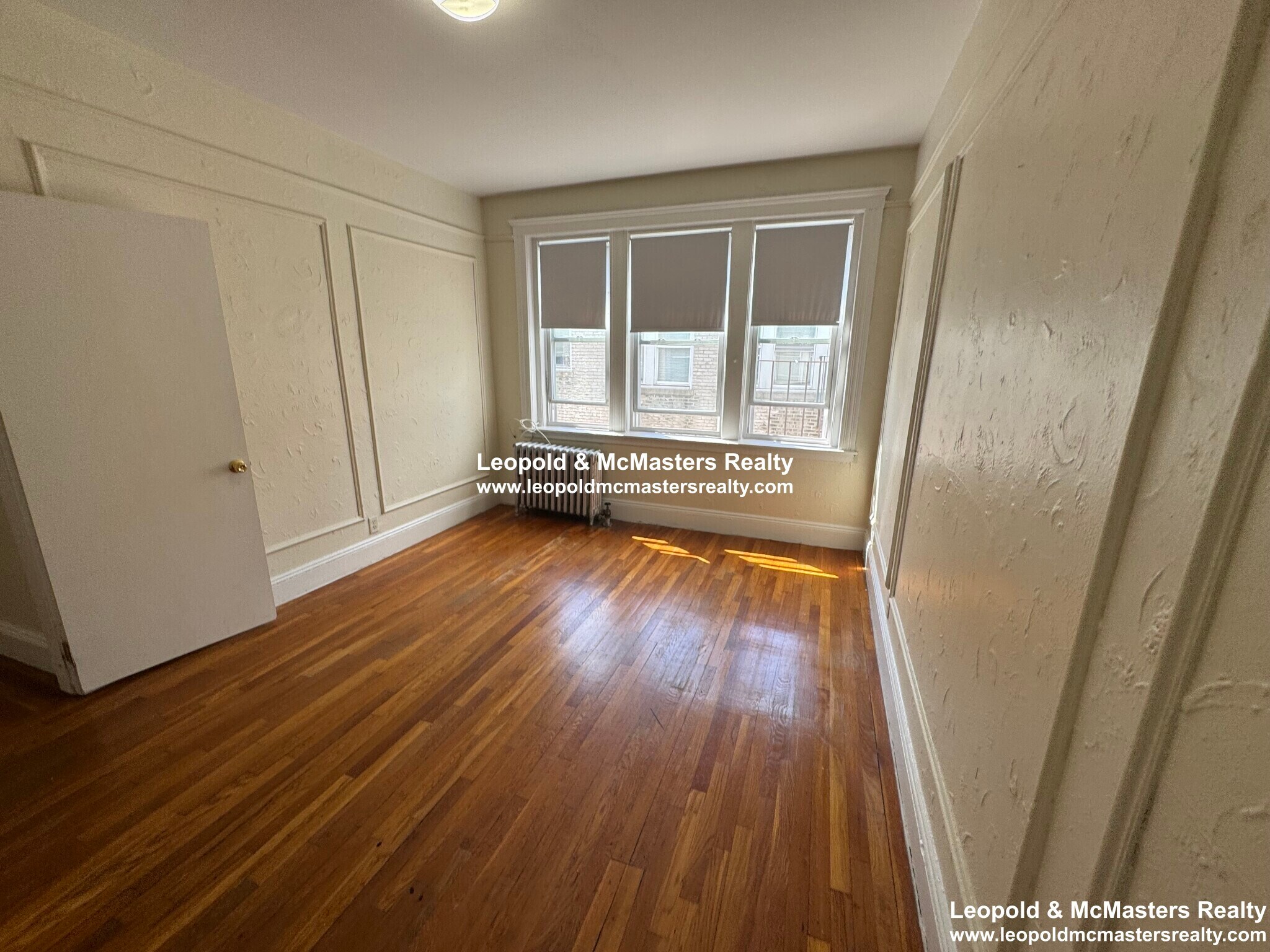 Building Photo - 309 Summit Ave