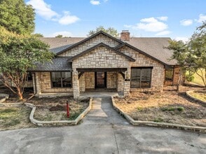 Building Photo - 10492 Strittmatter Rd