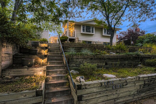 Building Photo - 3125 N Raleigh St