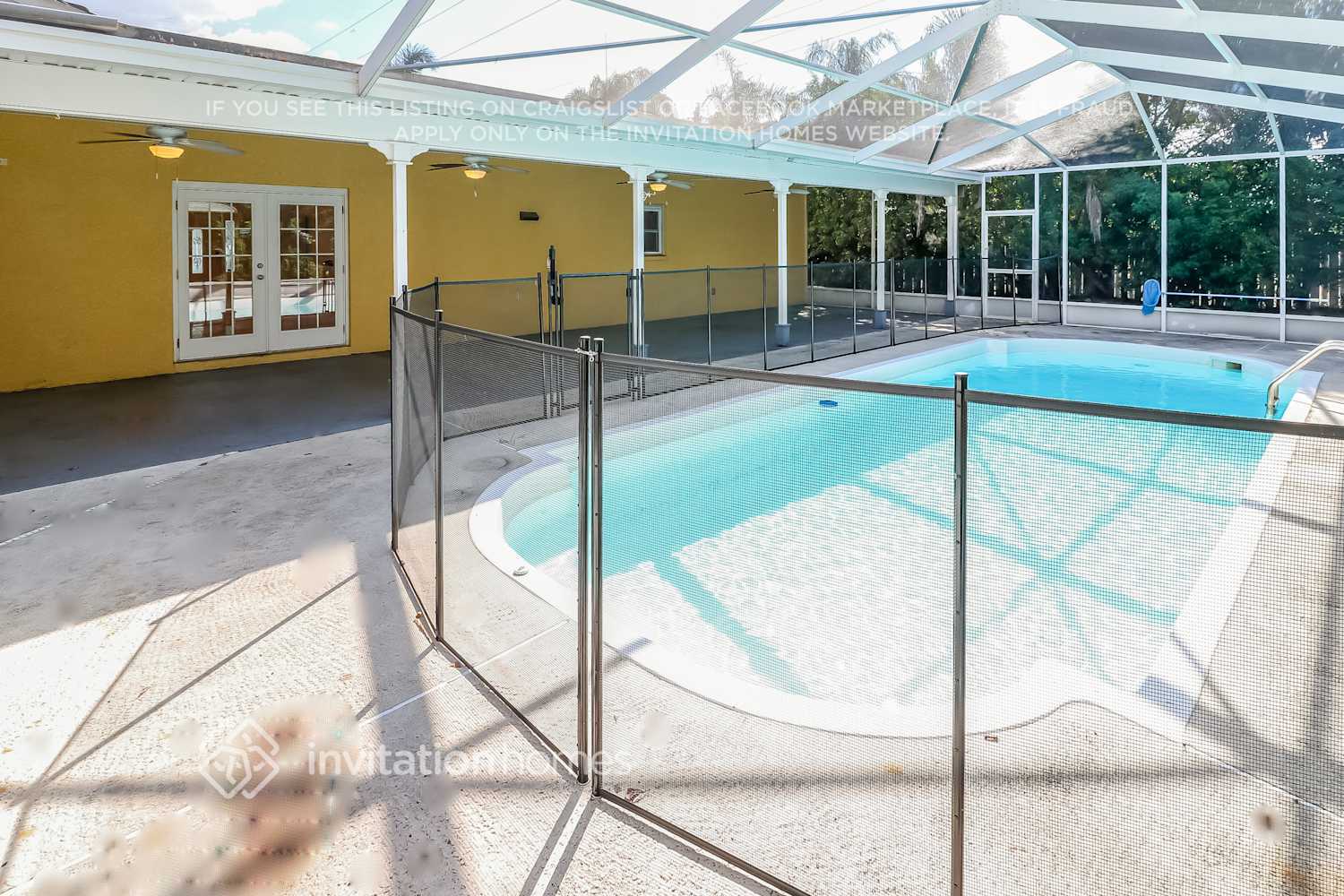 Building Photo - 2202 Curtis Dr N