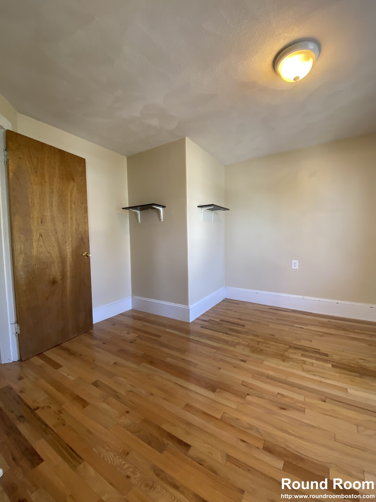 Building Photo - 51 Aldie St