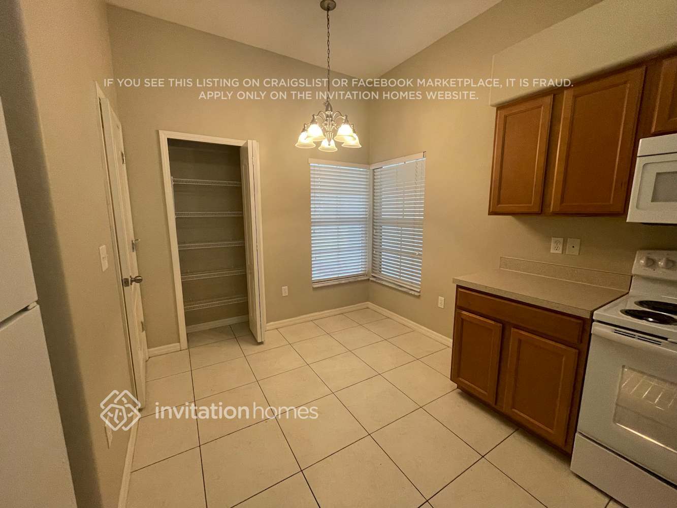 Building Photo - 4751 Hickory Stream Ln