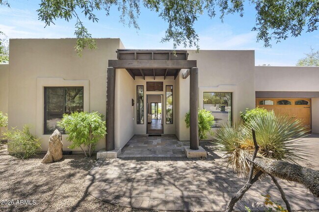 Building Photo - 3105 E Arroyo Hondo Rd