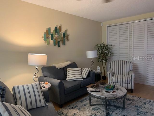 Building Photo - 1208 Clays Trail