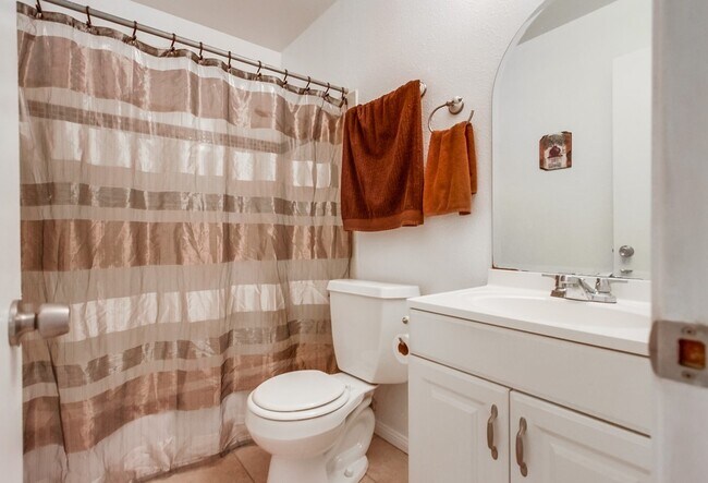 Building Photo - 9044 Capcano Rd