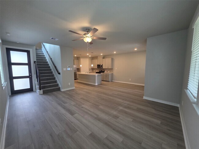 Building Photo - 4114 Glowing Hearth Dr