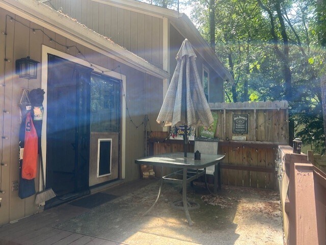 Back deck - 1000 Cheviot Ave