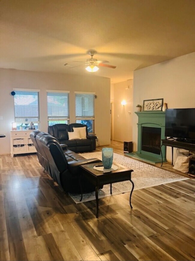 Building Photo - 22054 Mission Canyon Ln