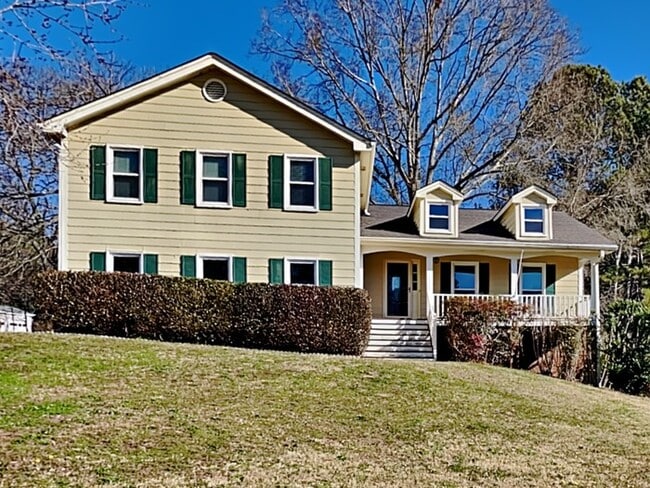 Building Photo - 1278 Summit Chase Dr SW