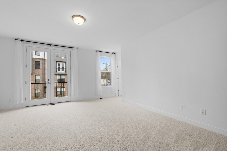 Building Photo - 1206 Coach Sta Aly