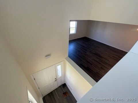Building Photo - 27 Woodside Dr