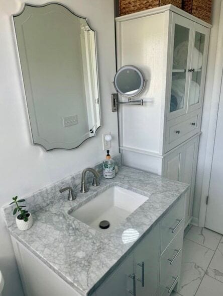 Building Photo - 2118 Crystal Dr