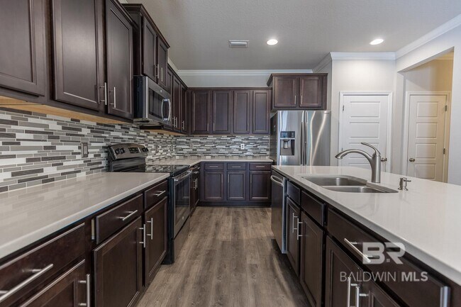 Building Photo - 6867 Spaniel Dr