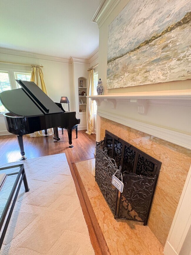 Building Photo - One Of Kind Home In Hedgemore Acres Subdivision! Gated! Landscaping Included! Over 5,000 Sq Ft! M...
