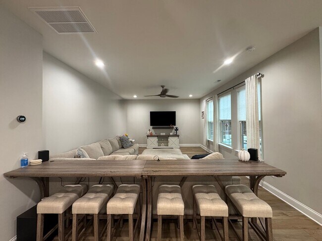 Building Photo - Spacious 3 Bedroom Home in Franklinton