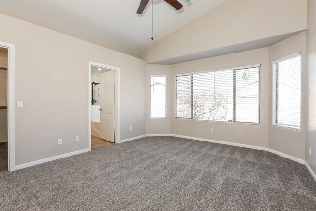 Building Photo - 3650 W Carlos Ln