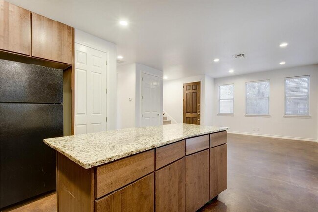 Building Photo - 2933 E Martin Luther King Jr Blvd