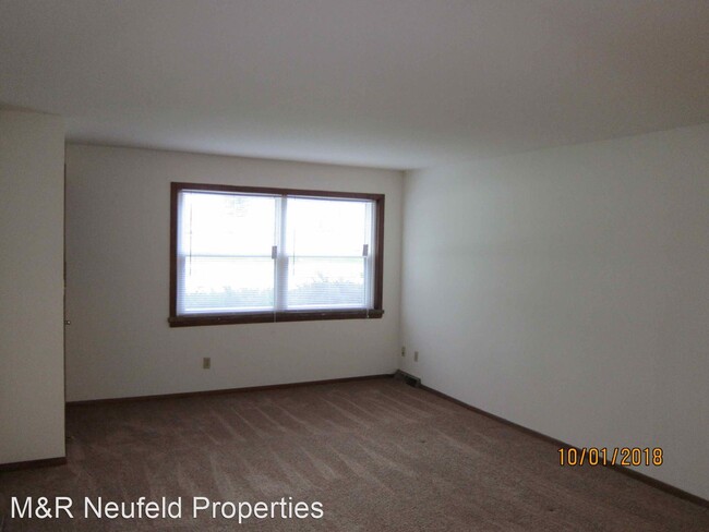 Building Photo - 7210 N Port Washington Rd