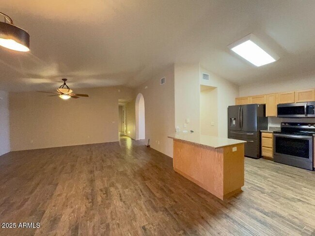 Building Photo - 3858 Plaza Margarita