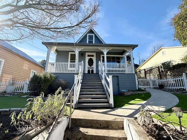 Building Photo - Well-Maintained Cozy 2BD/2BA Home in Angels Camp, CA! Extra Upper Room and Basement!