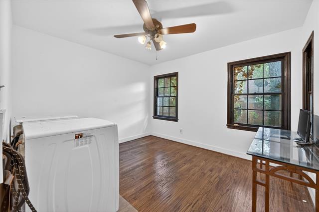Building Photo - 304 Appian Way