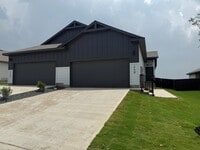 Building Photo - 145 Schrader Dr