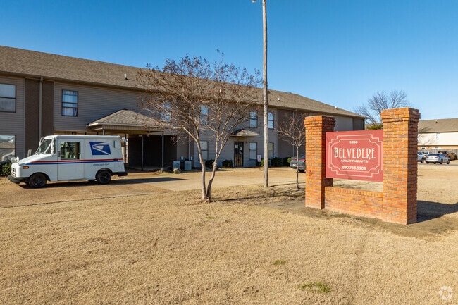 Building Photo - Belvedere Apartments