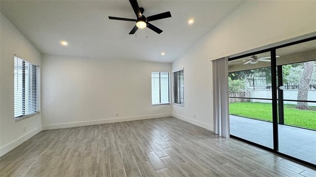 Building Photo - 3700 NW 19th St