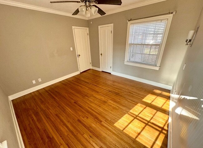 Building Photo - Charming and Remodeled 2 bedroom, 1 Bath within walking distance to everything on Brookside!