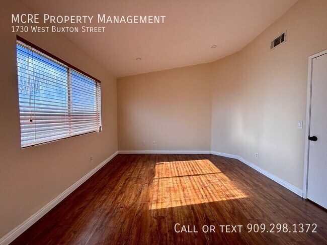 Building Photo - 1730 W Buxton St