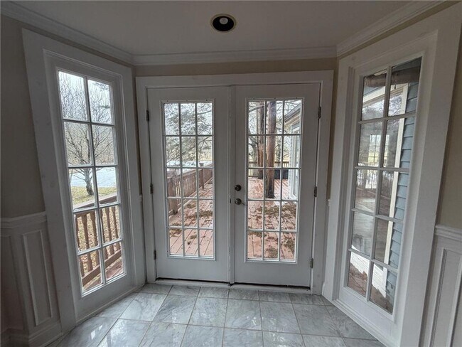 Building Photo - 7790 Tumblebrook Rd