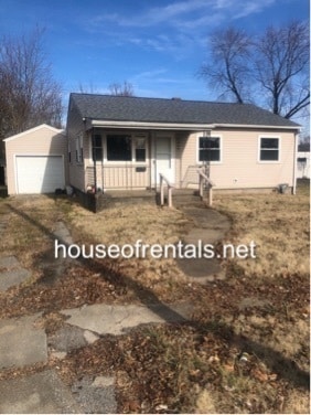 Building Photo - 1309 W Monroe St