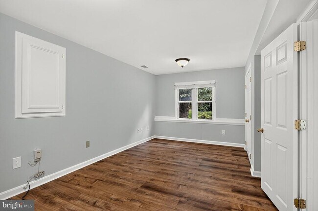 Building Photo - 1514 Gingerwood Ct
