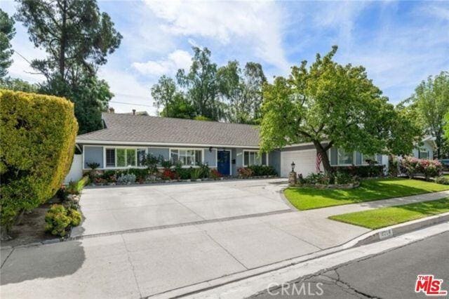 Building Photo - 8204 Clemens Ave