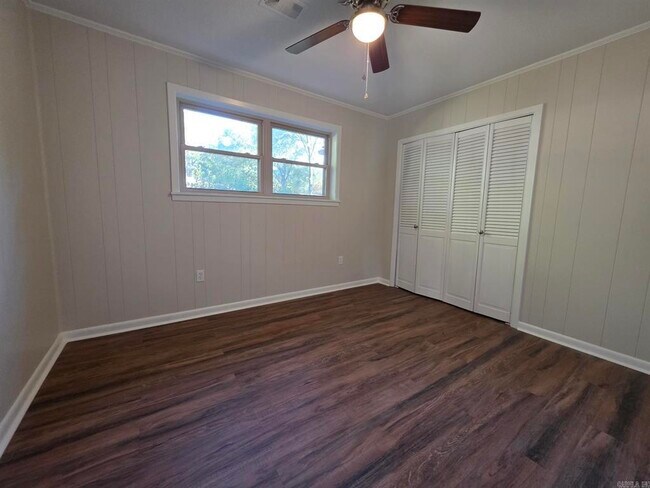 Building Photo - 3 Apache Dr