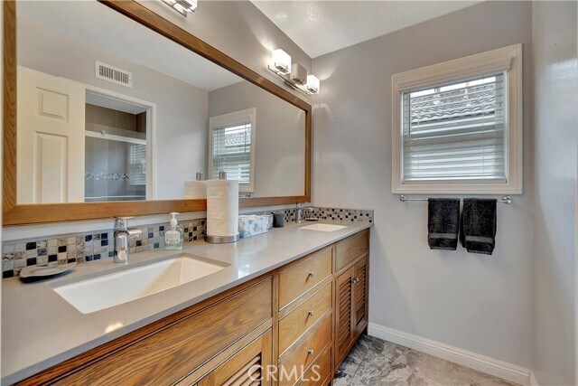Building Photo - 23941 Frigate Dr