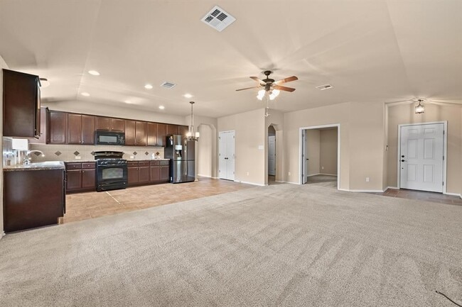 Building Photo - 219 Serene Hollow Ln