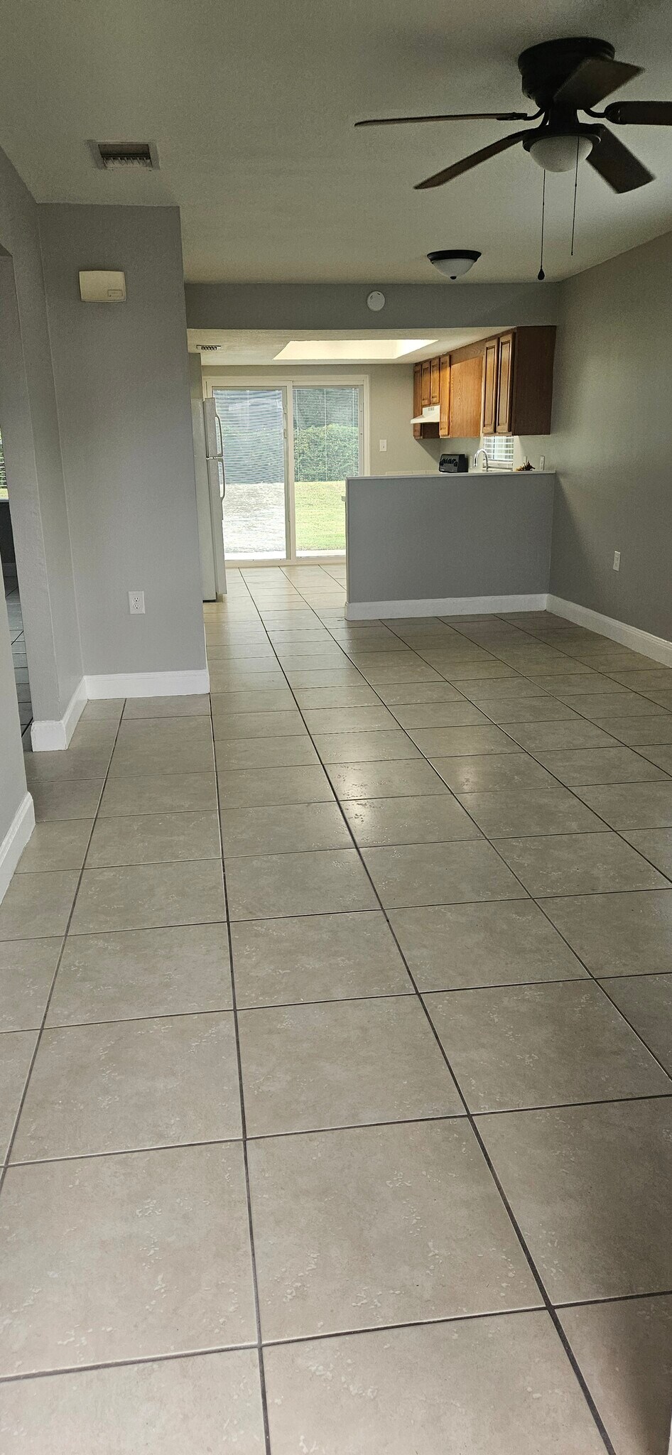 Living & Dinning Rm - 815 Trina Ln