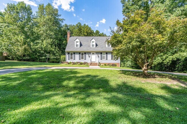 Building Photo - 9395 Blacksmith Dr