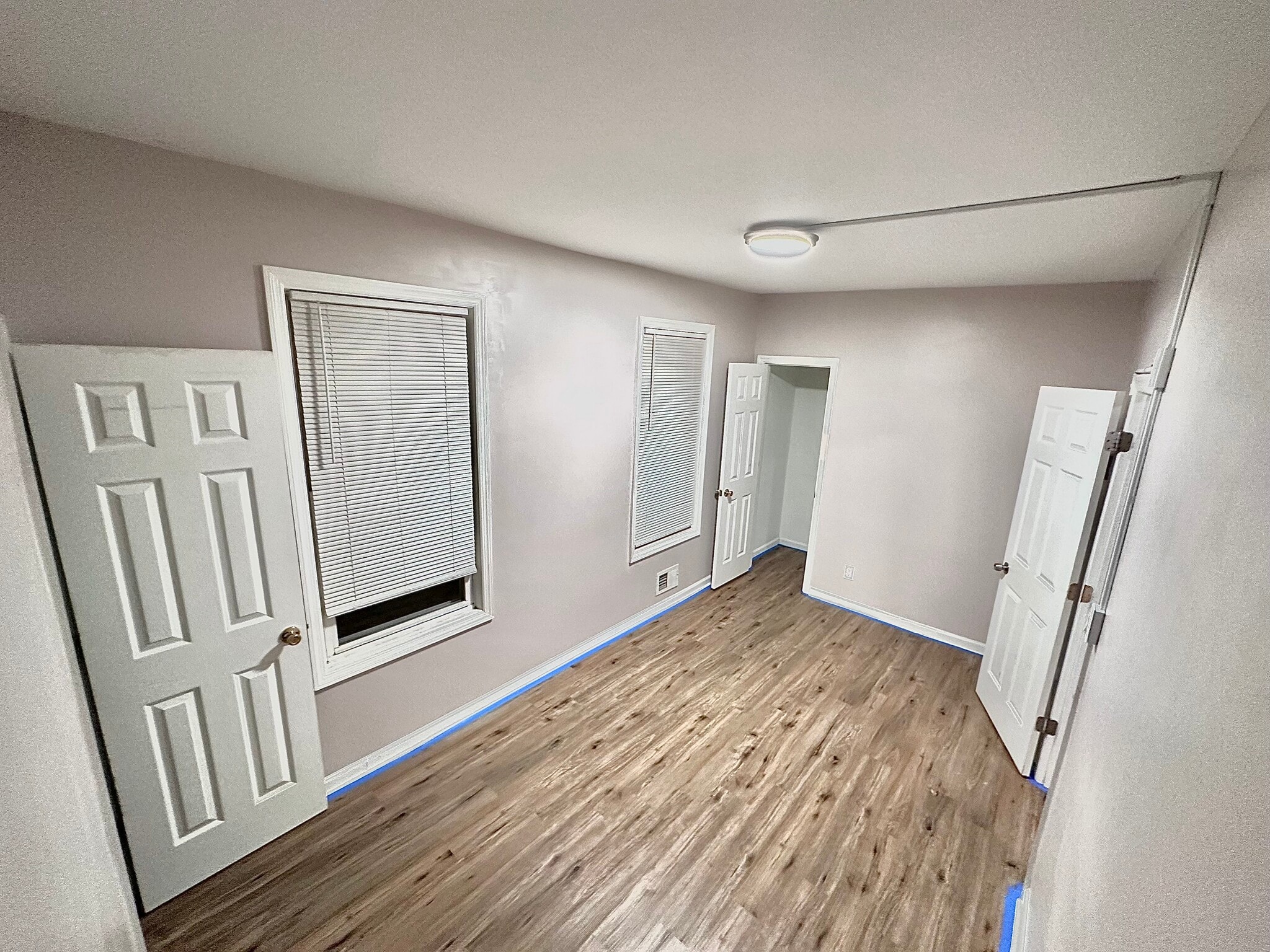 Building Photo - 261 Ridge St