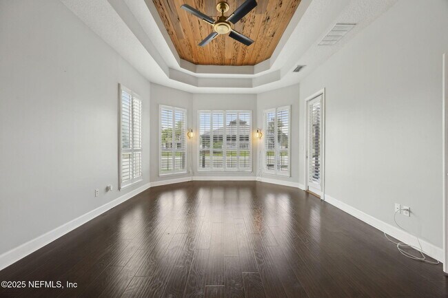 Building Photo - 1842 Paradise Moorings Blvd