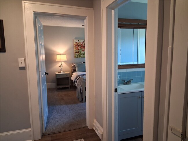 Building Photo - 506 Pinckney St