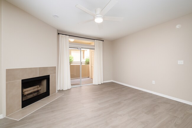 Building Photo - 10410 N Cave Creek Rd