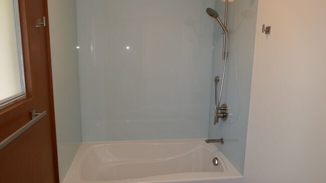 Building Photo - BEAUTIFUL UPDATED FOUR BED / TWO BATH PLUS OFFICE EICHLER HOME WITH GREAT OUTDOOR SPACE