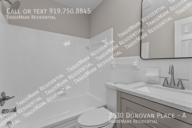 Building Photo - 2830 Donovan Pl